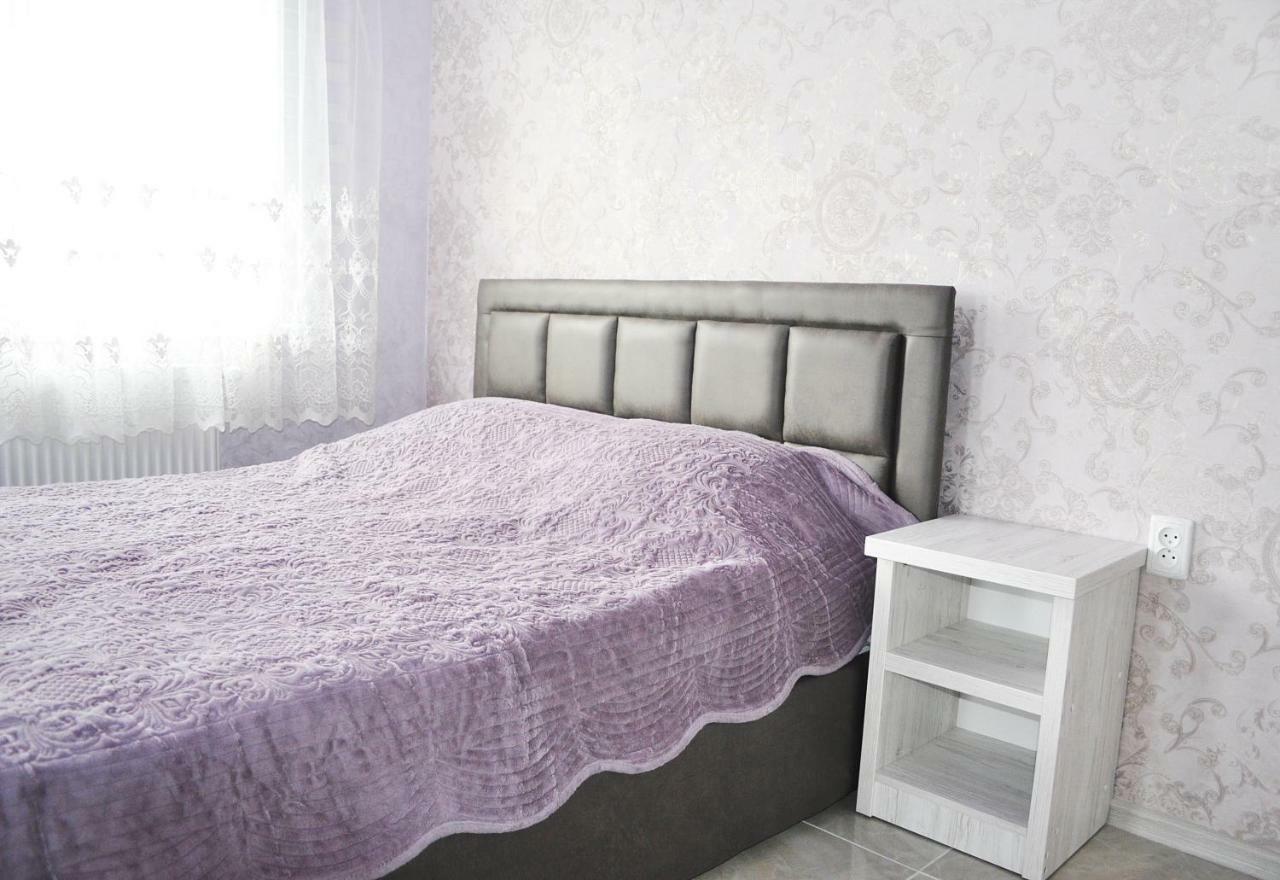 Імперія Otaci Zewnętrze zdjęcie