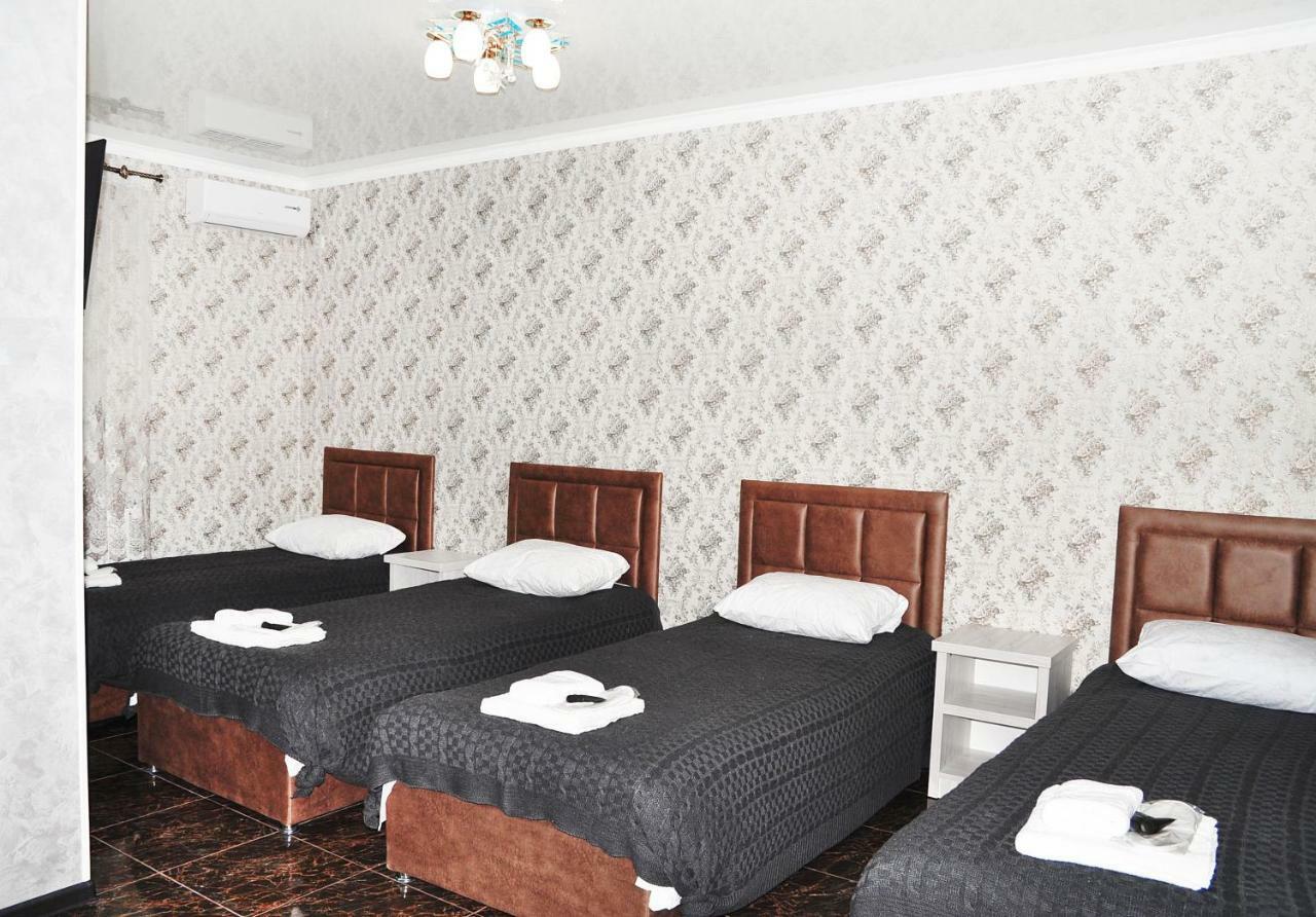 Імперія Otaci Zewnętrze zdjęcie